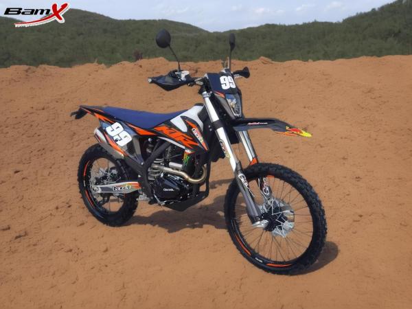 Sistema de accionamento da cadeia da motocicleta suja Motocicleta desportiva dupla com capacidade de combustível 4-6 e travões de disco/tambor