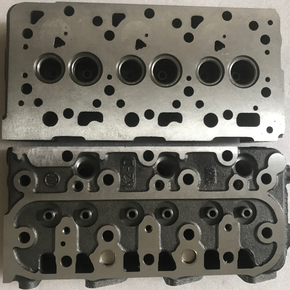 1602503043 Engine Cylinder Head For Kubota D1005 Forklift Cylinder Head 16025-03043