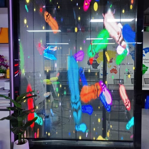 Full Color IP65 Transparent Grille Screens P2.6 Exhibition Hall Glass Outdoor Building Window Led Display Screen