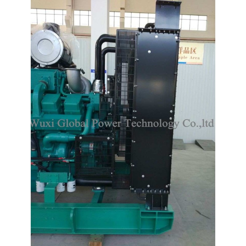 640KW 800KVA Open Diesel Generator With Compact Cummins KTA38-G2B Diesel Engine
