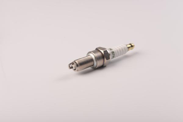 B7RTC High Performance Motorcycle Parts Spark Plug for Honda Kawasaki Yamaha