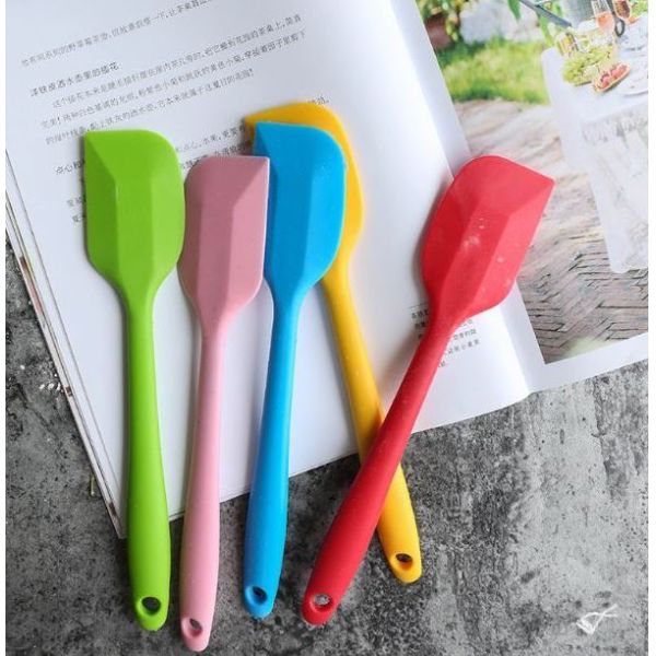 Cake Silicone Spatula,Professional custom food grade kitchen silicone products