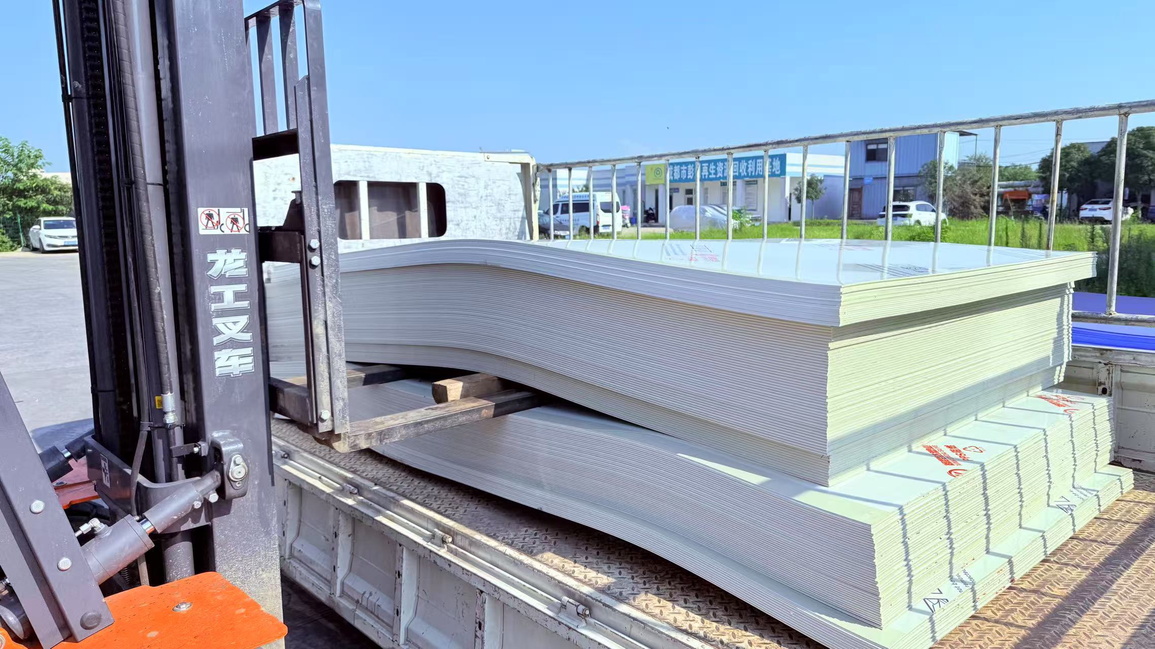 OEM Recyclable Hard PP 4x8 Plastic Panels Sheets For Walls Impact Resistance