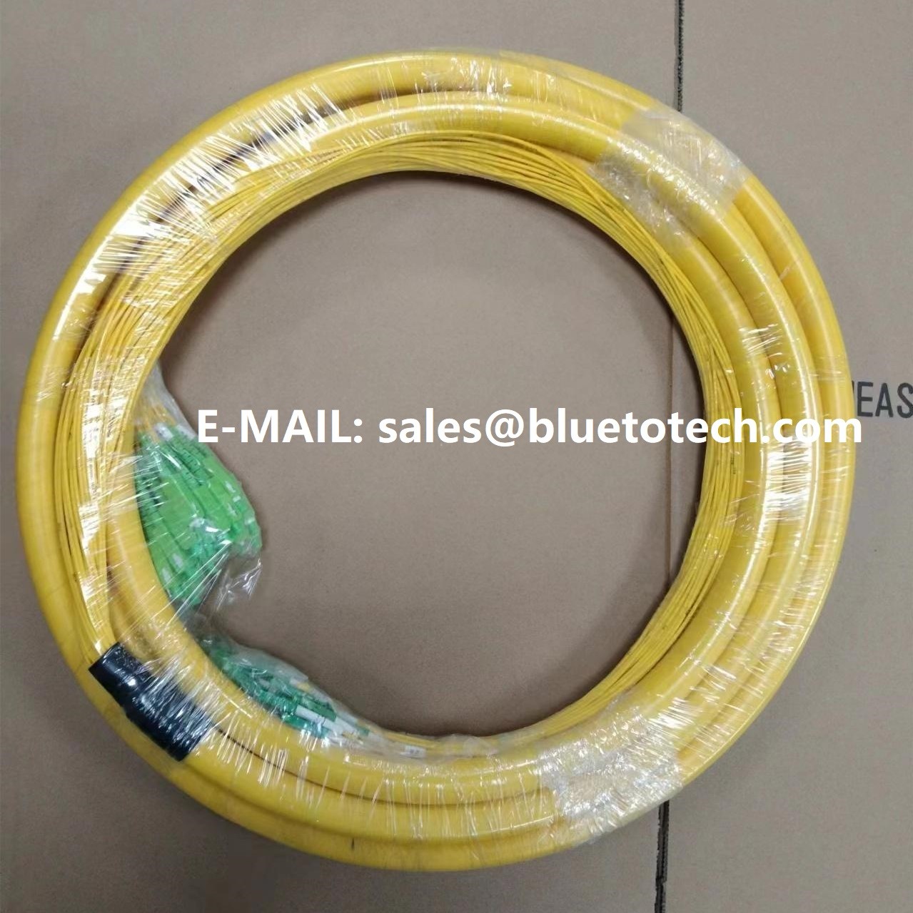 гибкий провод LC/APC оптического волокна 30core 48core - прыгун LC режима 30fiber 48fiber SC/APC одиночный оптически к SC