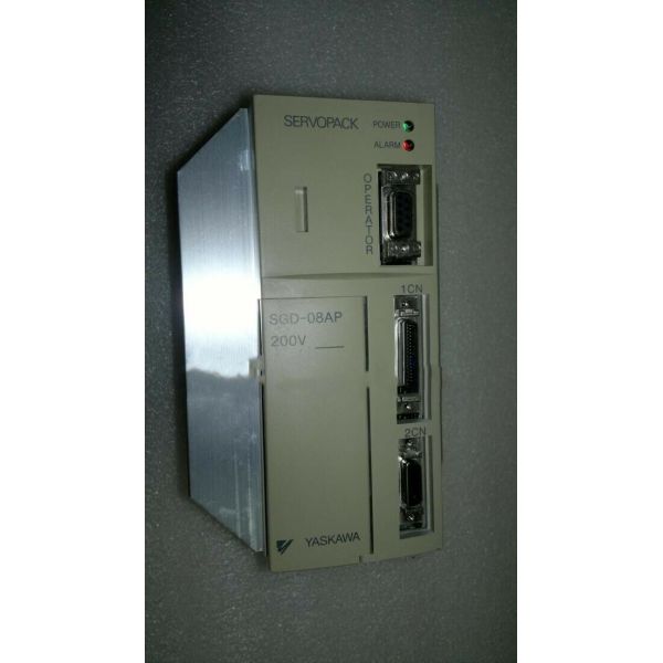 УСИЛИТЕЛЬ 200-230V 11/4.4A 50/60HZ СЕРВОПРИВОДА AC Yaskawa SGD-08AP НОВЫЙ
