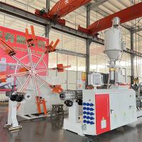 Machine de moulage de tuyaux en plastique durable, machine de découpe de tubes en PVC à grande vitesse