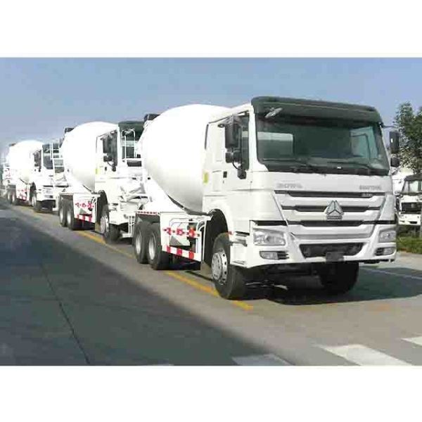 8cbm capacity volume concrete mixer truck howo 6x4 sinotruk cement mixer truck