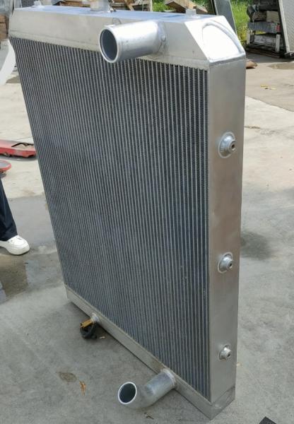 11N8-45071 Radiateur d'eau d'usine d'origine R305LC-9 7AL Pour excavatrice
