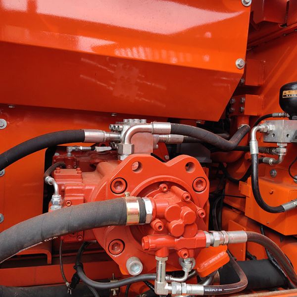 Doosan DH220-9 Used Hydraulic Excavator Middle Size 115kw Rated Power Original Version