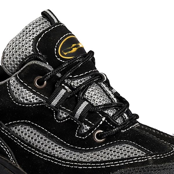 Metal Eyelets Safety Boots with Low Cut and Breathable