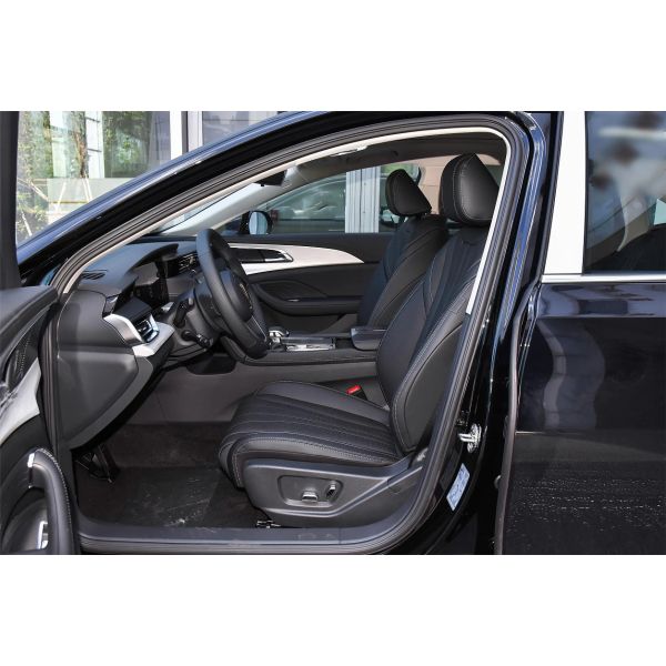 Hongqi H5 2025 1.5T DCT Qiyue Edición conmemorativa de 500.000