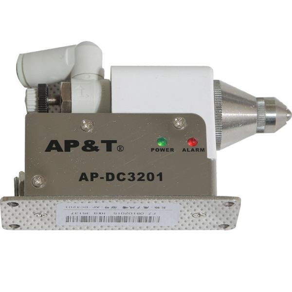 High frequency DC ionizing air nozzle with large volume of ion generating