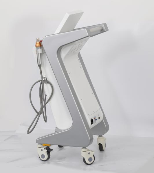 2019 latest Fractional Radio Frequency Microneedle facial lifting machine for home use,spa use RF machine