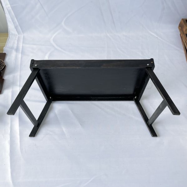 Silk-screen Printing Natural Breakfast Wooden Bed Tray with Foldable Legs Kitchen Serving