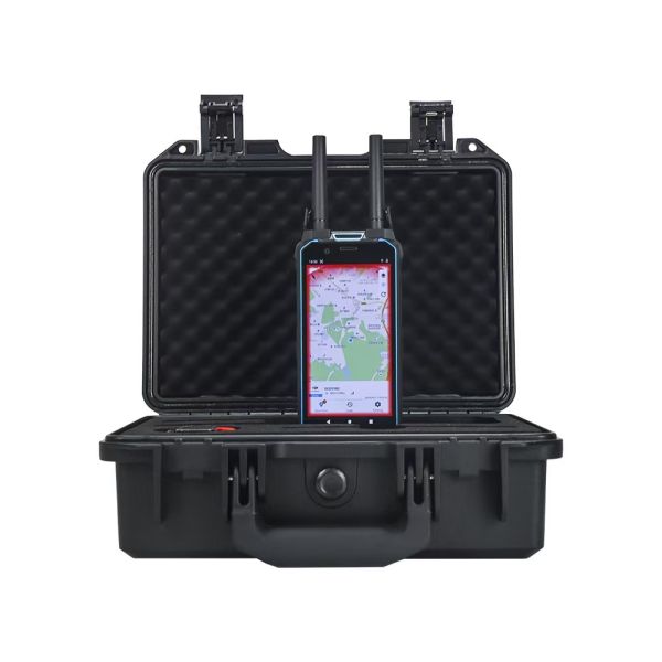 Handheld RF Drone Detector with 5 km Detection Radius, 700+ Drone Database, and Low False Alarm Rate