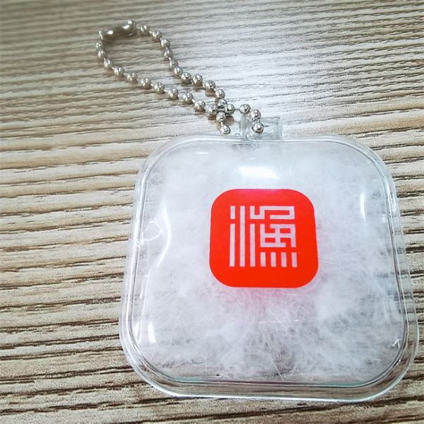 Вниз с hangtag PVC пера куртки с цепью шарика меди металла