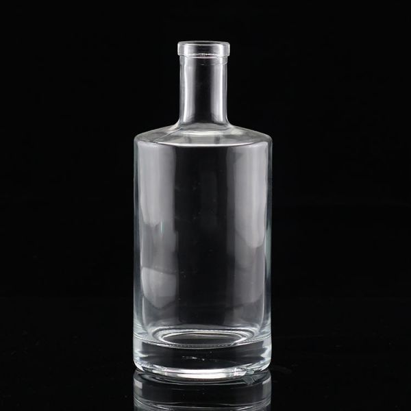Industrial Vodka Clear Glass Bottle with Short Neck and Fat Body 500ml 750ml