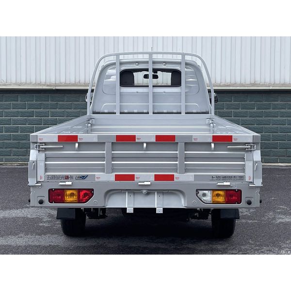 Commercial Wuling GLORY Card EV 2023 Single Row Basic Mini Truck with Ride-On Design