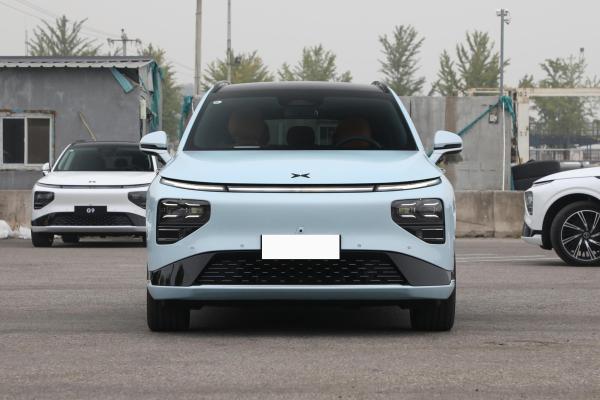 Xpeng G9 650X Luxury EV Cars SUV Everbright Electric Vehicle 650km Range