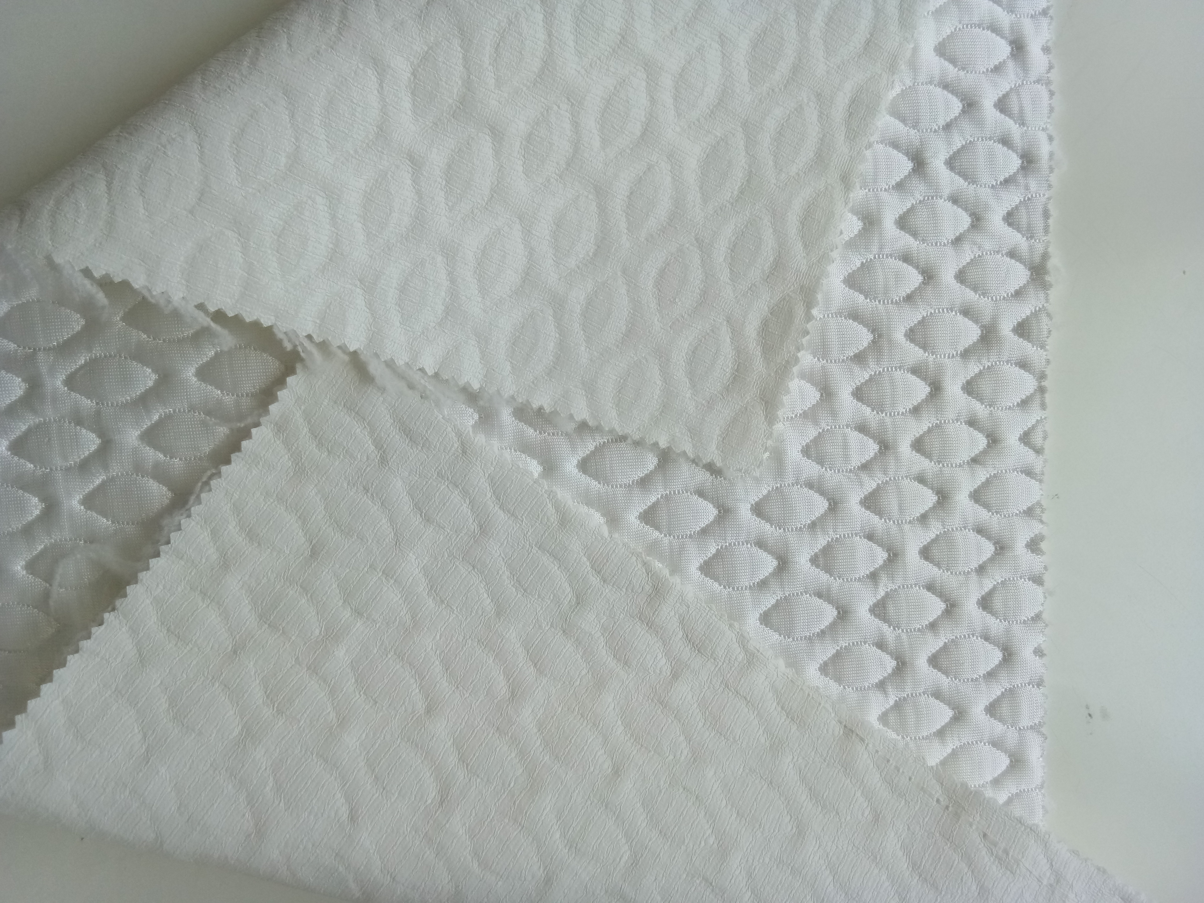 TPU Laminated Cooling Fabric Waterdrop Air Layer Fabric For Mattress Covers