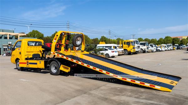 Dongfeng 0 Degree Flatbed Wrecker Towing Truck Universal Remote Control Tow Trucks Wreckers