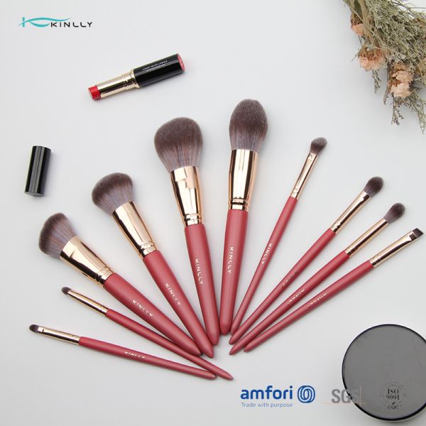 щетки макияжа ручки синтетических волос 10pcs деревянные