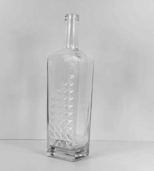 750 ml Clear Glass Long Neck Rectangular Michigan Liquor Bottle 21.5 mm Bar Top Neck Finish
