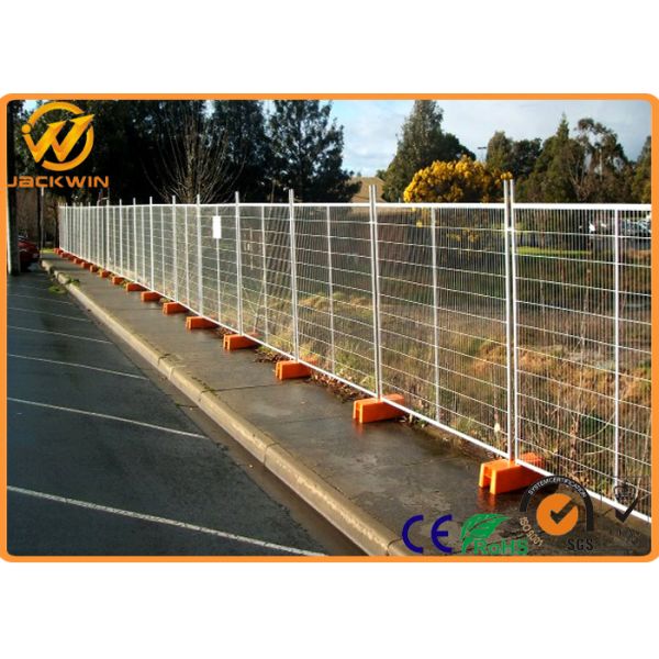 Waterproof Temporary Construction Fence Galvanized Welded Wire Panels With Plastic Base