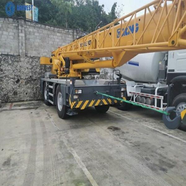 Guindaste do crescimento 35m XCR30 30 Ton Small Rough Terrain Mobile do cano principal do Gradeability 78%