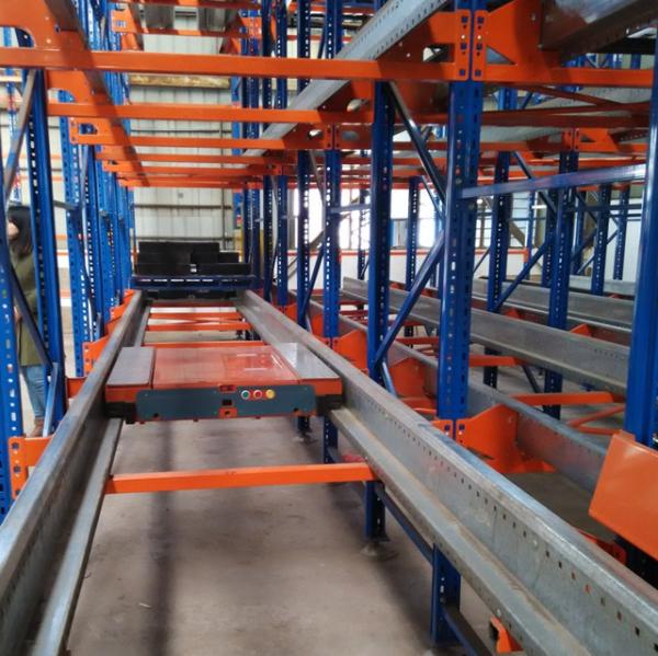 Custom Size Warehouse Shuttle System Radio Pallet Runner With Forklift Work