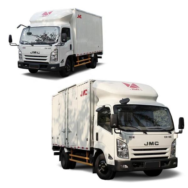 JMC camion 4x2 transportant plus camion léger camion jmc