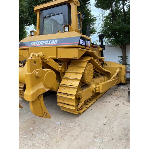 Used D9N Caterpillar Bulldozers and D9N Crawler Bulldozer with 19000 KG Machine Weight