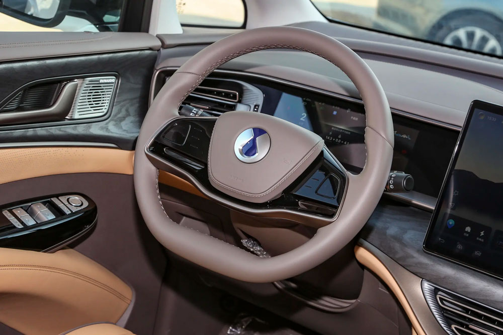 Denza D9 BYD EV Автомобили Электрические хэтчбекные автомобили 7-местный МПВ