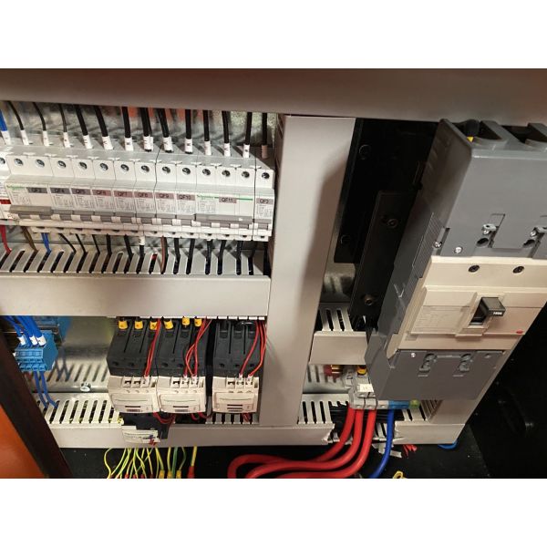 Servo Motor PET Injection Moulding Machine Chen Hsong EM320-PET