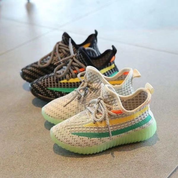 Soft Breathable Kids Flyknit Sports Shoes 25-36 size outdoor hiking running shoes