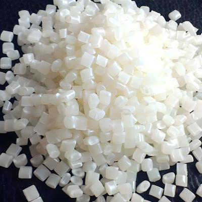 TPEE Raw Material For Car Industrial Use Exceptional High-Temperature Resistance Superior Flex Fatigue Resistance  Thermoplastic Polyester Elastomer