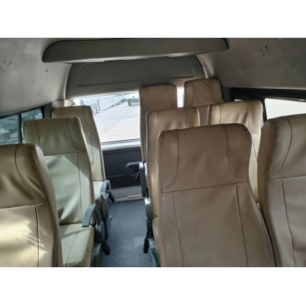 Дешевыми подержанными ТВ корабля двигателя автобуса Kinglong Hiace минибуса 18 используемое местами переднее