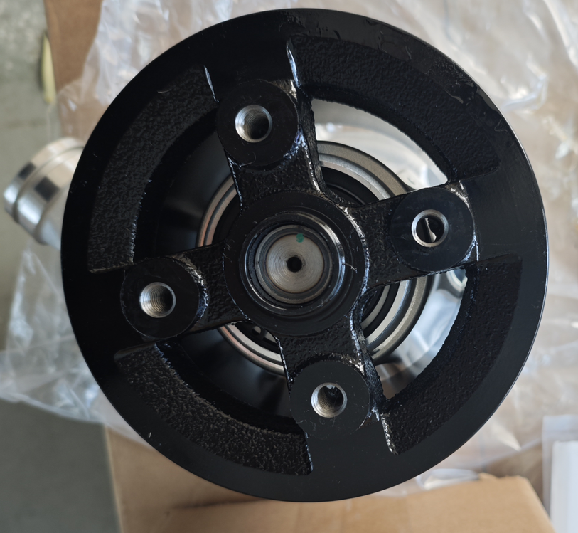 Isuzu 6HE1 Water Pump For Excavator Parts Diesel