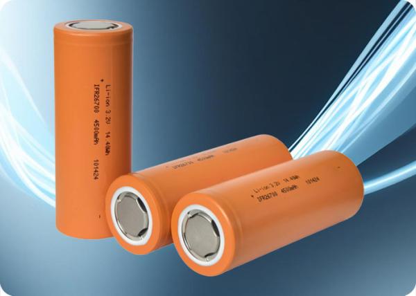 3.2V 4500mAh LiFePo4 Batterie 13.5A Décharge 26700 Batterie 2000 cycles
