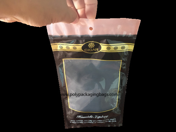 13.5cm * 24.5cm, thickness 0.07mm, black printed cigar moisturizing zipper plastic bag with transparent window.
