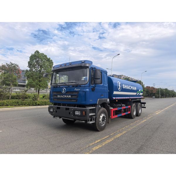 SHACMAN F3000 6x4 Water Tank Truck with 220kW Power 1240 N*M Torque and 9.726L Displacement