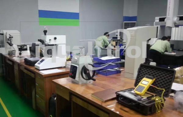 Grande braçadeira rápida metalográfica manual da máquina de corte com Max Section 100mm