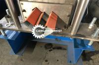 Rolo galvanizado da calha da folha que forma a máquina para o tampão do telhado, metal Ridge