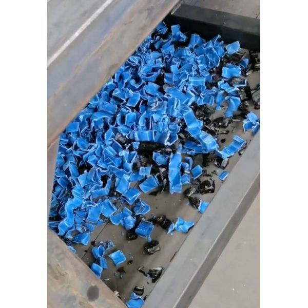 180/220 Kw Customization Mini Plastic Crusher Garbage Grinding Plastic Recycling Machine