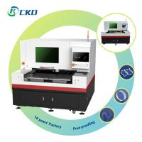 Machine de découpe laser de verre contrôlée par HTI avec 150W de puissance de source laser.
