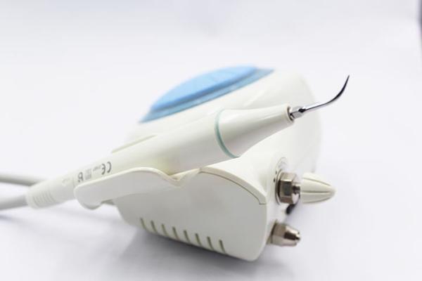 100-240v Ultrasonic Dental Scaler 245×214×193mm For Scaling And Perio