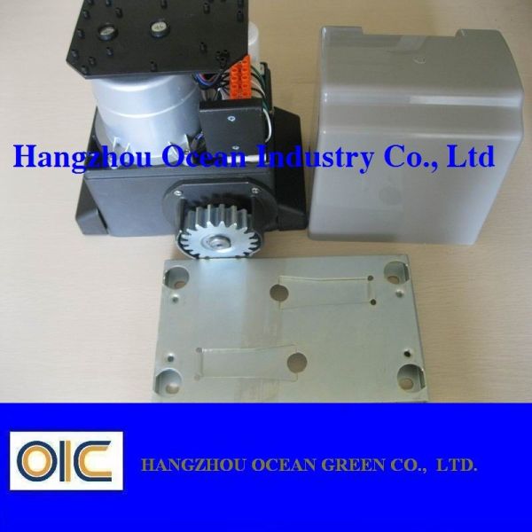 450W 550W Sliding Gate Hardware , Sliding House Gate Opener