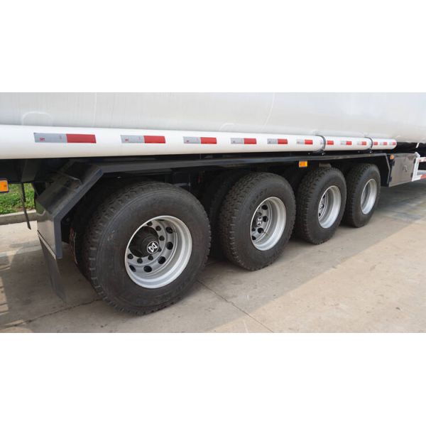 Road Transport 4 Fuwa Axles 90000L Fuel Tanker Trailer