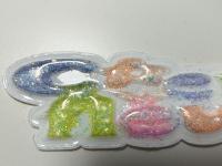 持続可能なカスタムスパークリングピンクイエローTPUパッチパフラベル 衣類用