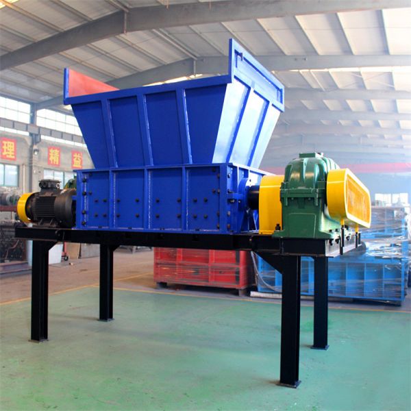 Plastic Waste Shredder for Tire and Bottle Waste